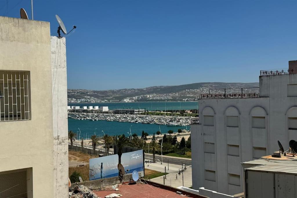 R&s Marina Bay Roof * Tanger